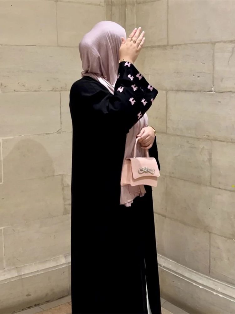 Ramadan Black Heart Abaya Dame - огляд і ціна Embroidery Kebaya