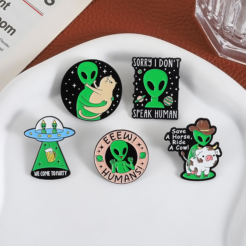 UFO We Come To Party Enamel Pi - огляд і ціна Embroidery House