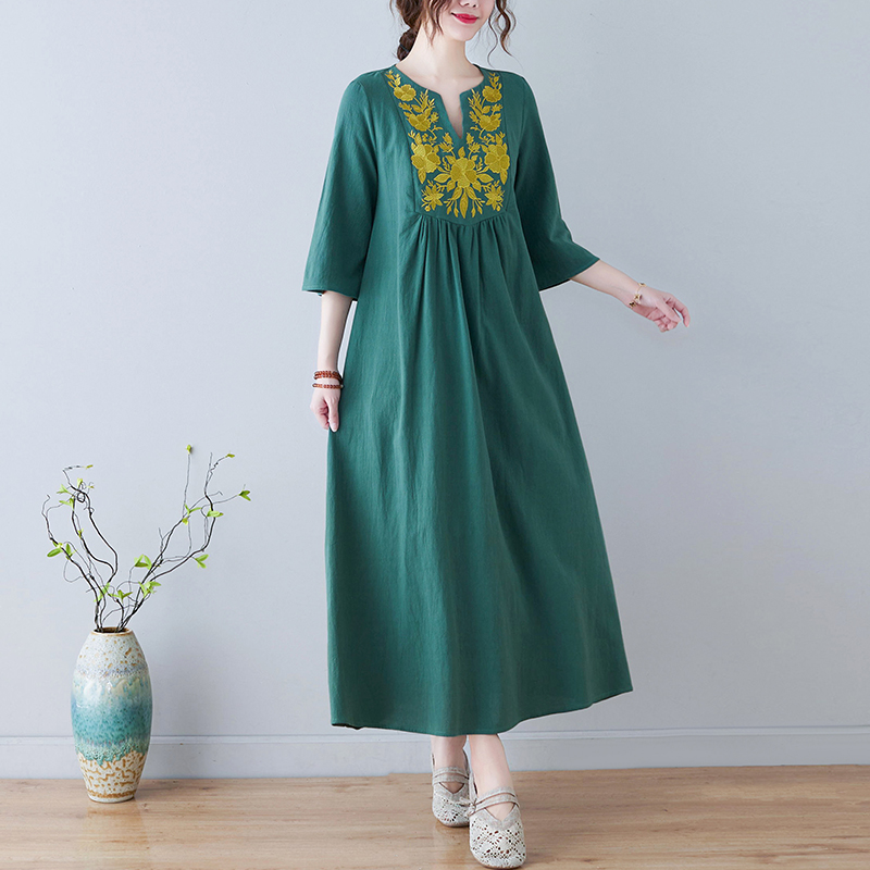 New Ethnic Style Loose Deep V- - огляд і ціна Embroidery Skirt