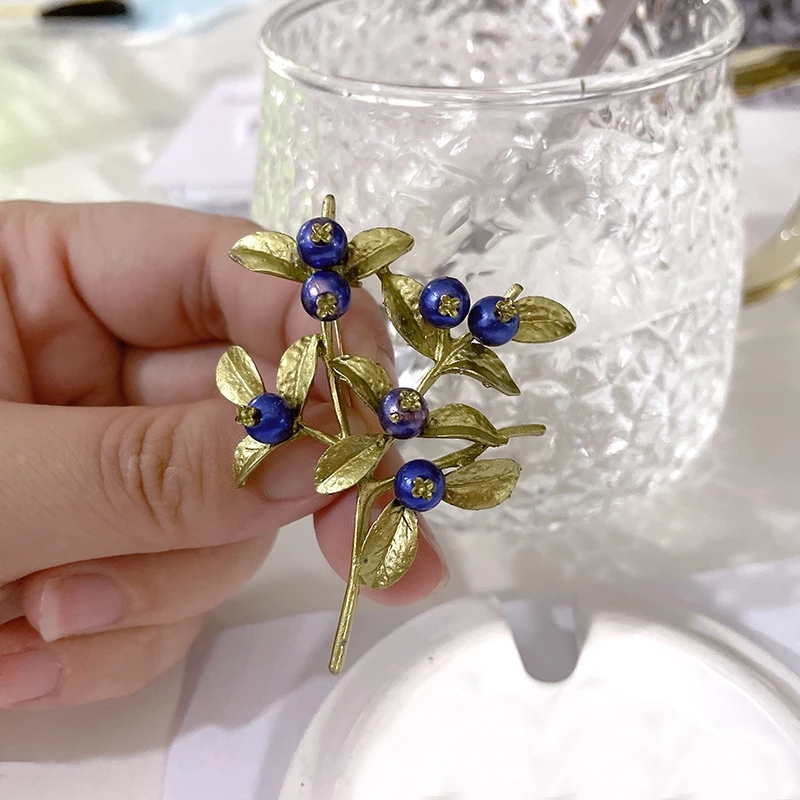 Vintage Enamel Green Plant Pea - огляд і ціна Embroidery Australia