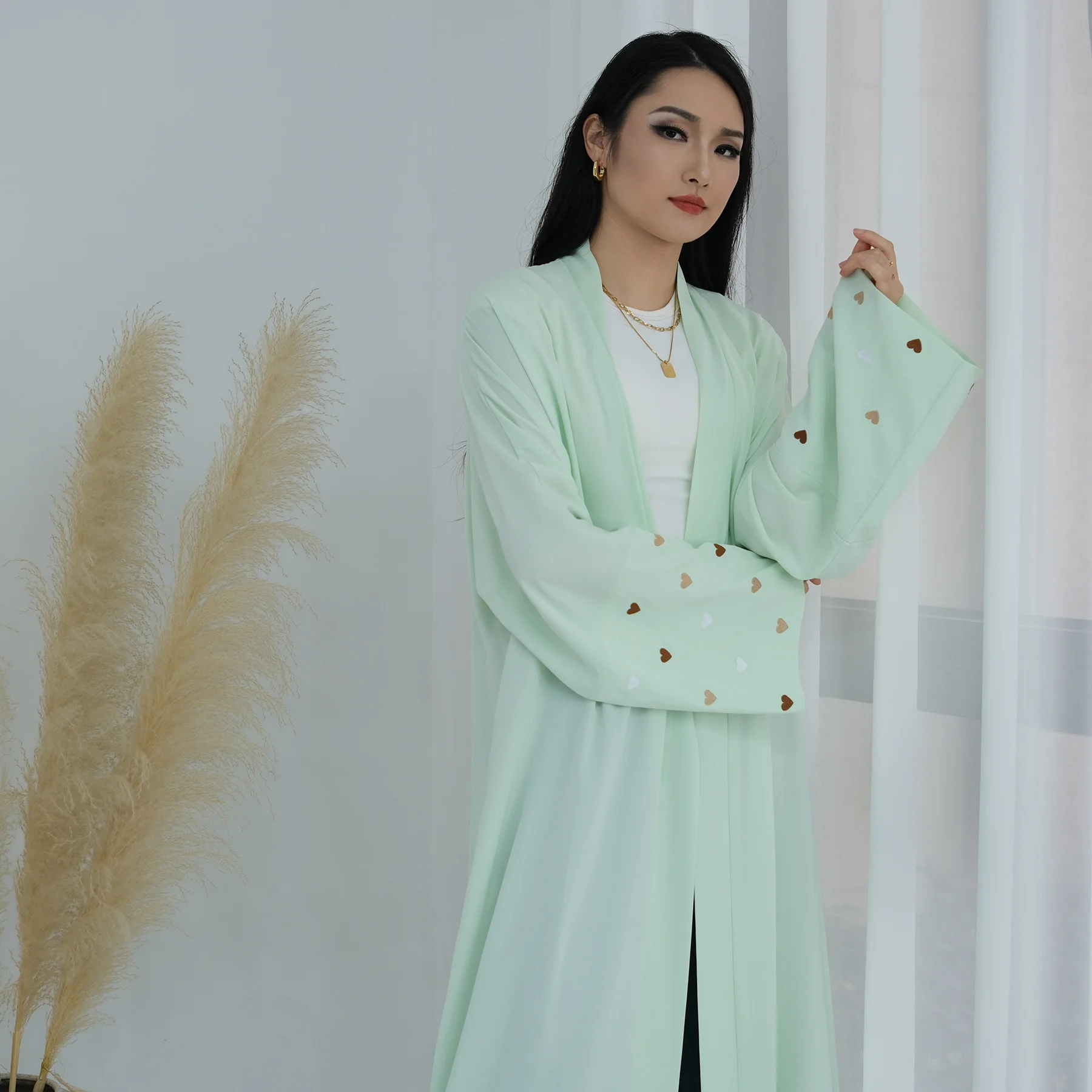 Eid Heart Embroidery Long Robe - огляд і ціна Embroidery Kebaya