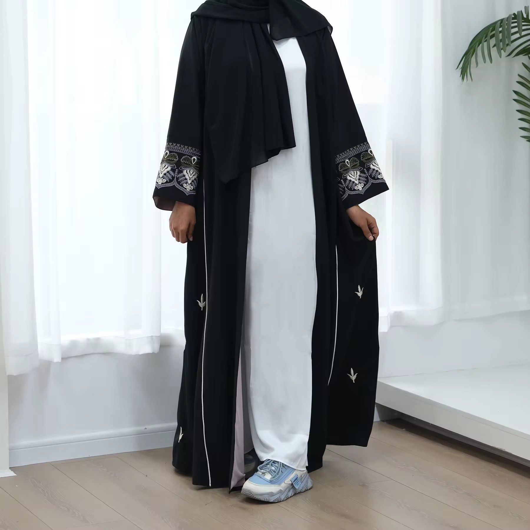 New Fashion Embroidery Kimono  - огляд і ціна Embroidery Kebaya