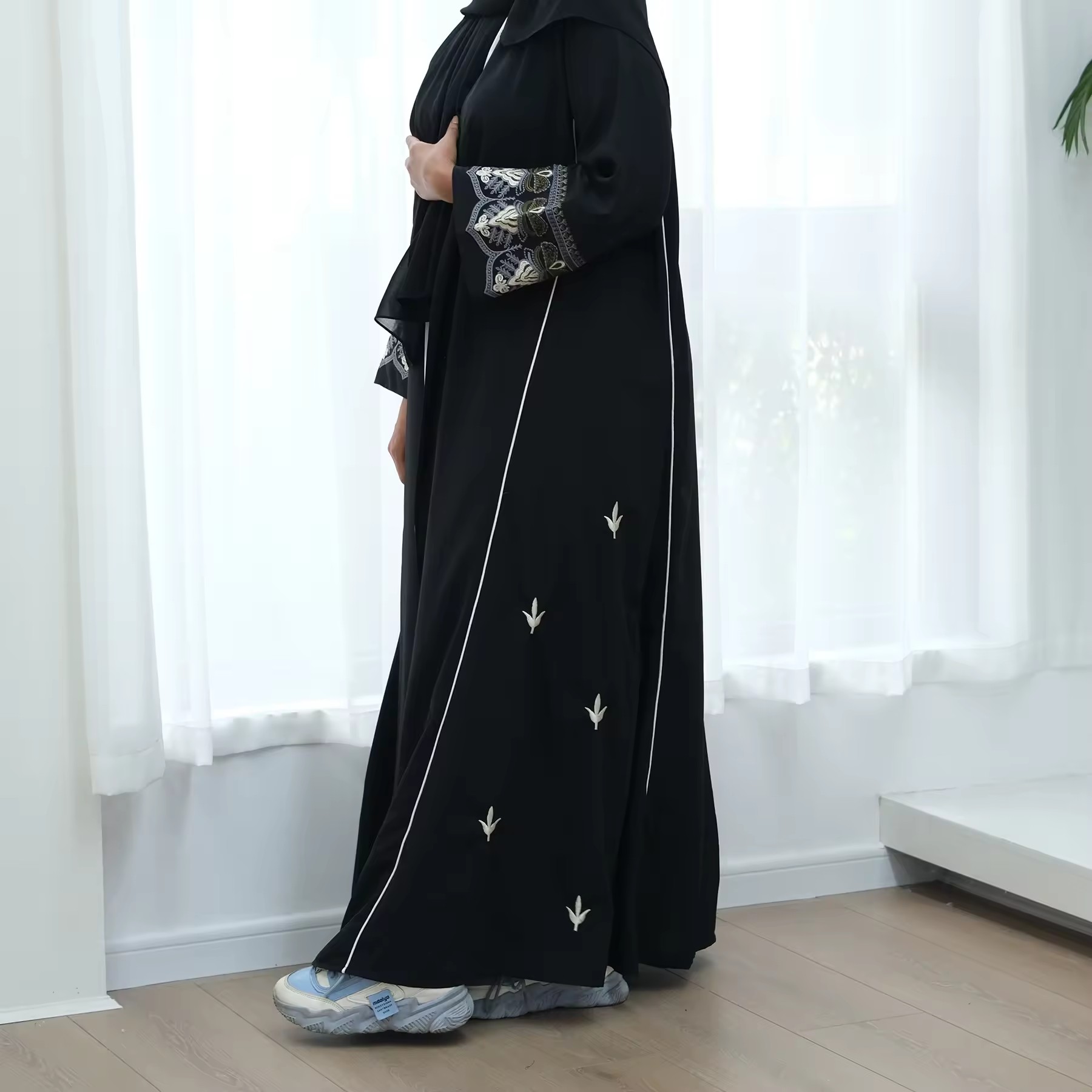 New Fashion Embroidery Kimono  - огляд і ціна Embroidery Kebaya